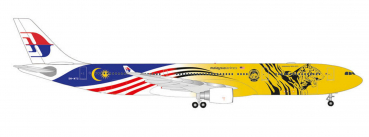Herpa 535359  Malaysia Airlines Airbus A330-300 “Harimau Malaya” – 9M-MTG