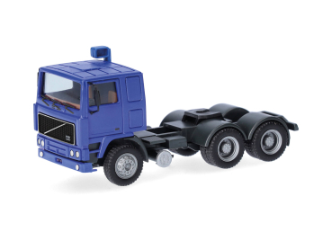 Herpa 318082  Volvo F10 Flachdach Zugmaschine 3-achs, ultramarinblau