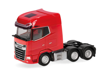 Herpa 321211  DAF XG+ facelift Zugmaschine 3achs (6x2), hellrot
