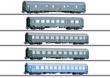 Märklin 42982 Reisezugwagen-Set "Deutsche Reichsbahn der DDR", 5-tlg.