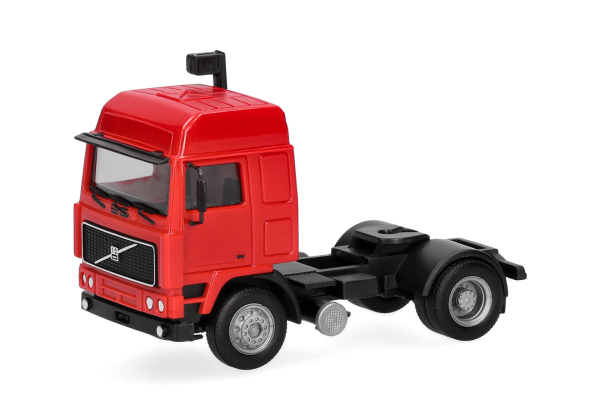 Herpa 321099  Volvo F10 Globetrotter Zugmaschine 2achs, rot